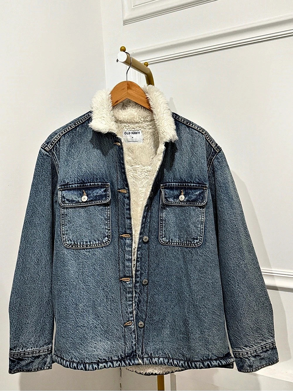 Old Navy Sherpa-Lined Denim Trucker Jacket Blue & White Medium new WOT